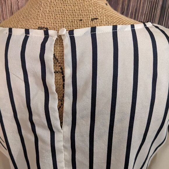 The Limited Top - Picture 5 of 13